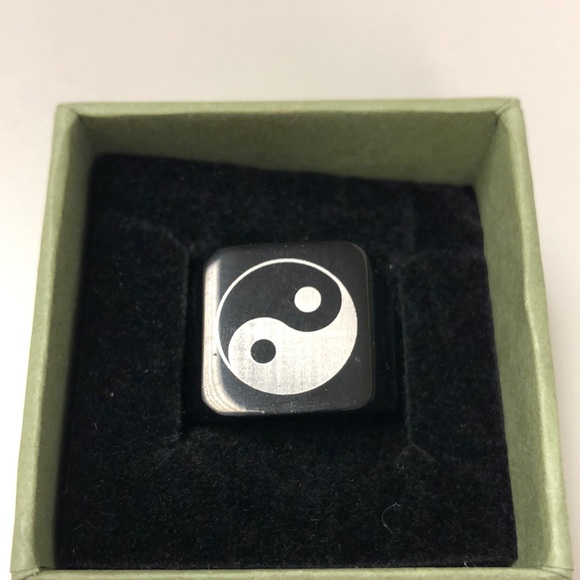 17mm black stainless steel yin-yang ring - Picture 4 of 5
